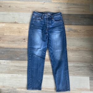 American Eagle Outfitters Vintage High Rise Jean